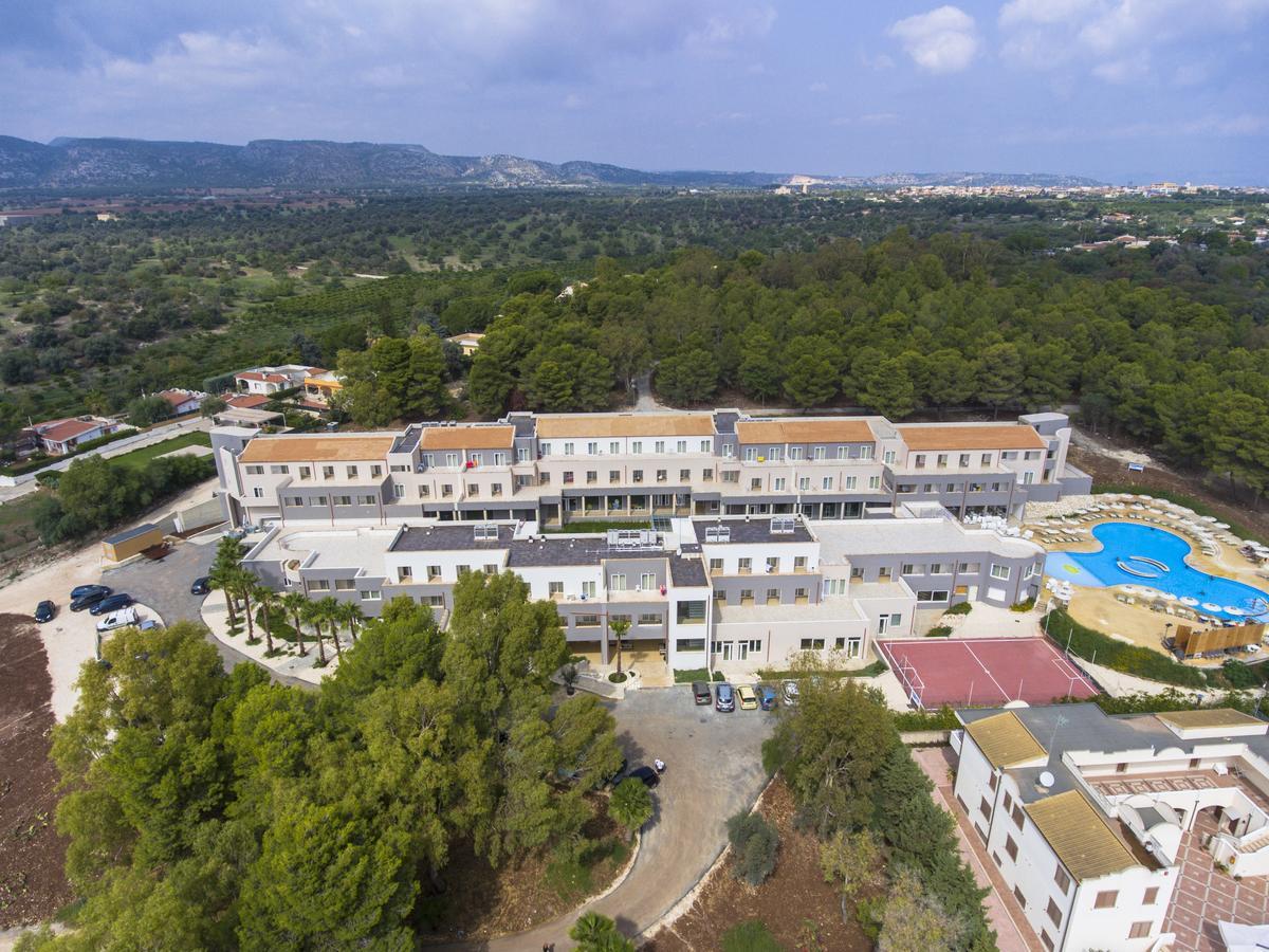 Hotel Futura Club Spiagge Bianche Fontane Bianche Exterior foto